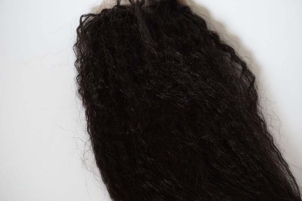 Kinky Straight Closure